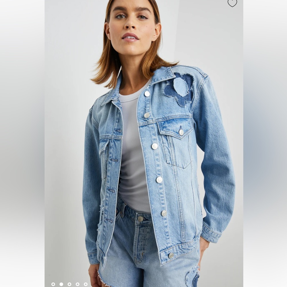NWT Rails Grove Boyfriend Trucker Jacket in Indigo Bloom Boho 100% Cotton HP ๐๐ฅณ - Picture 3 of 16